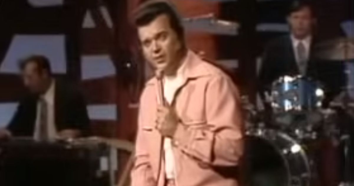 Conway Twitty – You’ve Never Been This Far Before