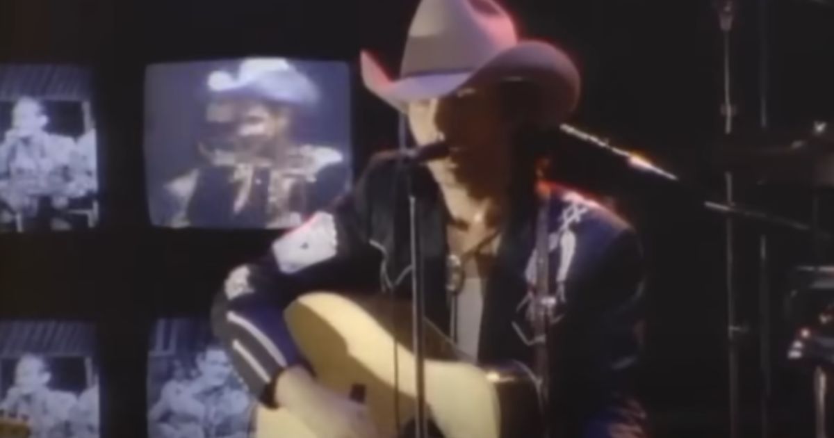 Dwight Yoakam – Guitars Cadillacs